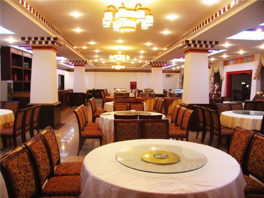 Jiuzhaigou Jinzhulinka Resort Hotel จิ่วไจ้โกว ภายนอก รูปภาพ